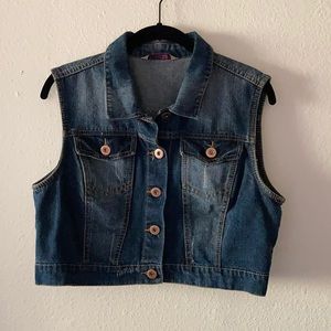Cropped Jean Vest